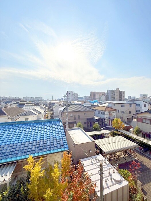 物件内観写真20　(室内からの展望)