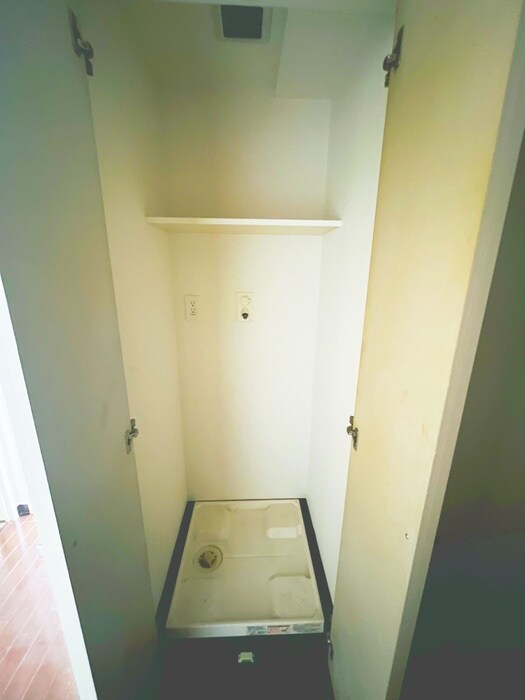 物件内観写真21　(洗濯機置場)