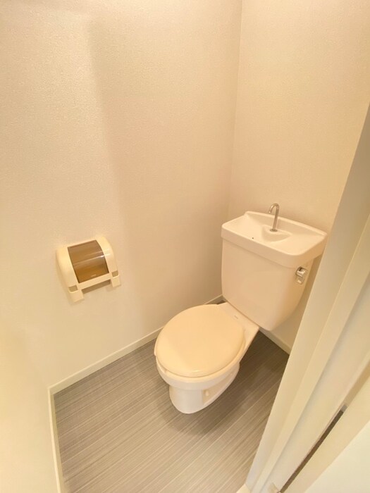 物件内観写真11　(トイレ)