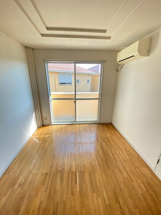 物件内観写真14　(居室)