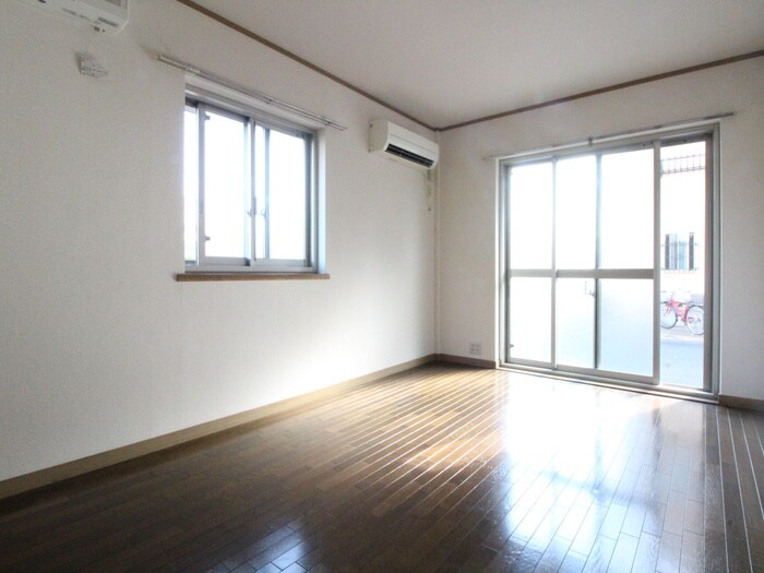 物件内観写真7　(居室)