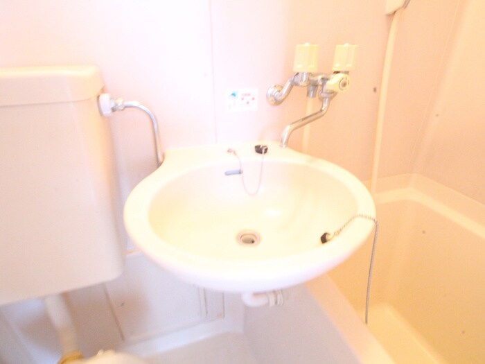 物件内観写真11　(洗面)