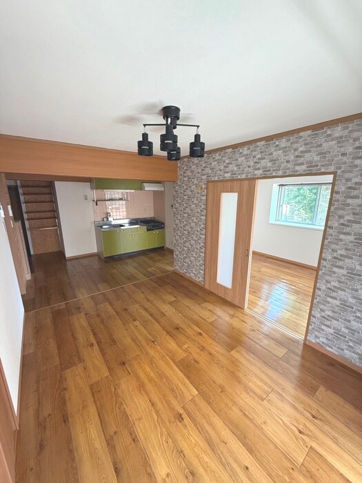 物件内観写真8　(居室)