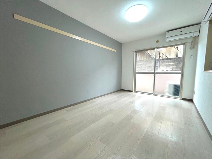 物件内観写真10　(居室)