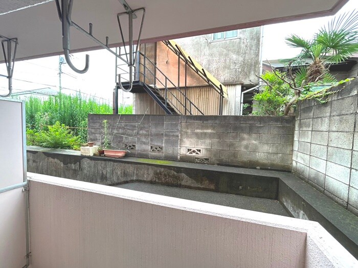 物件内観写真17　(室内からの展望)