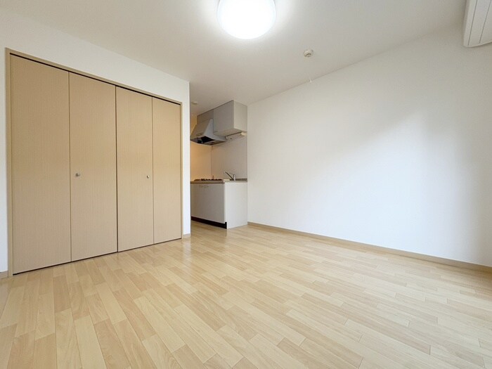 物件内観写真10　(居室)