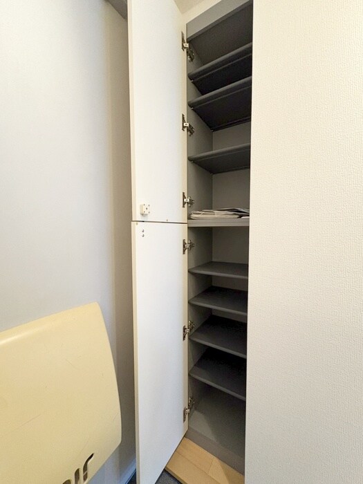 物件内観写真17　(靴箱)