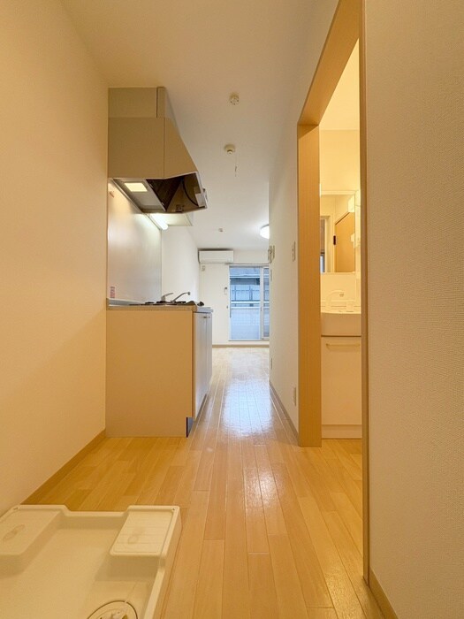 物件内観写真19　(廊下)