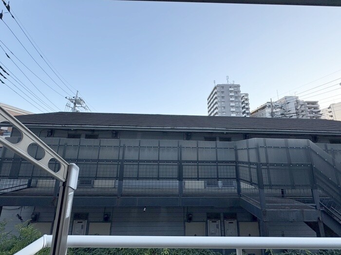 物件内観写真22　(室内からの展望)