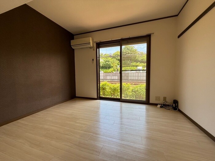 物件内観写真10　(居室)