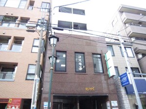 ロペ国立外観写真