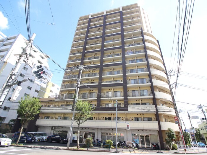 物件外観写真2　(駐車場)