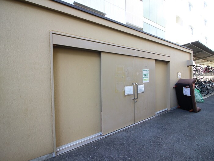 物件外観写真6　(建物設備)