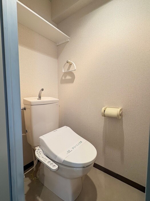 物件内観写真8　(トイレ)