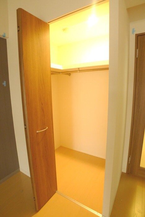 物件内観写真16　(収納)