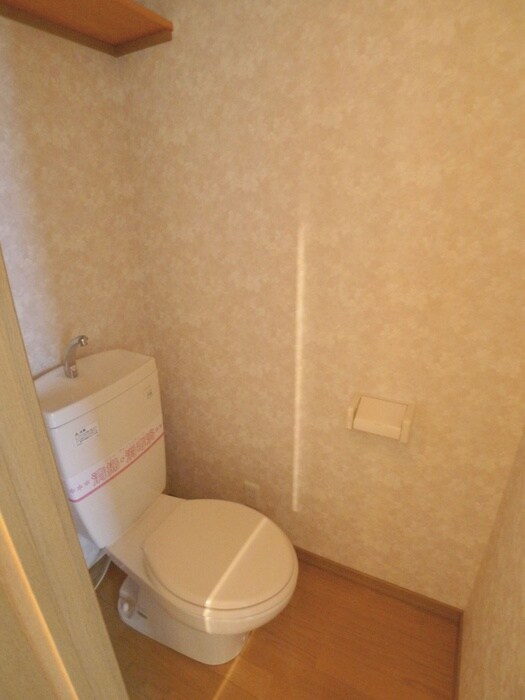 物件内観写真11　(トイレ)