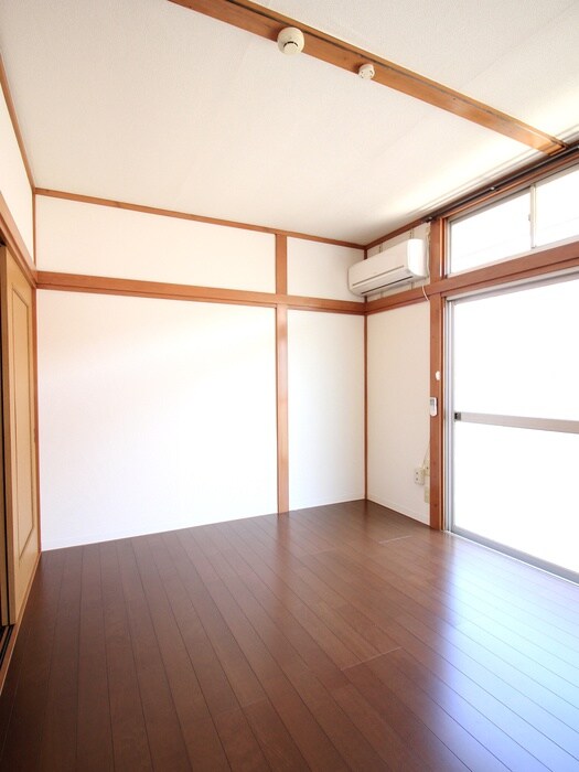 物件内観写真7　(居室)