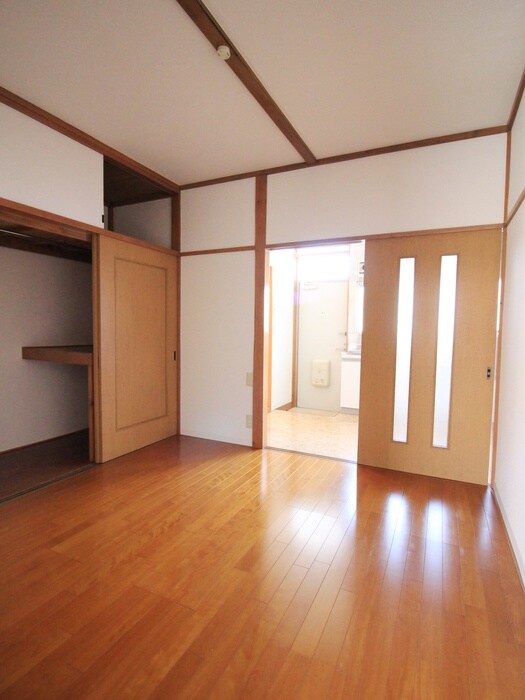 物件内観写真8　(居室)