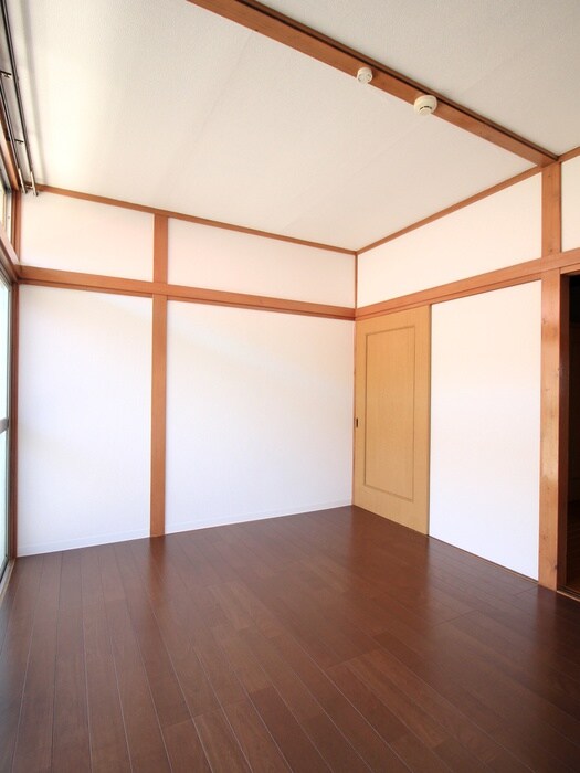 物件内観写真9　(居室)