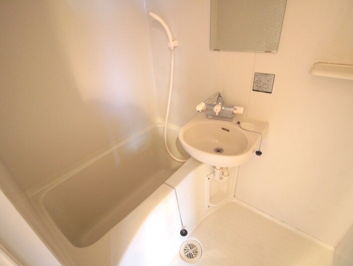 物件内観写真12　(バス／シャワールーム等)