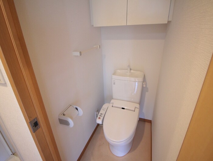 物件内観写真13　(トイレ)