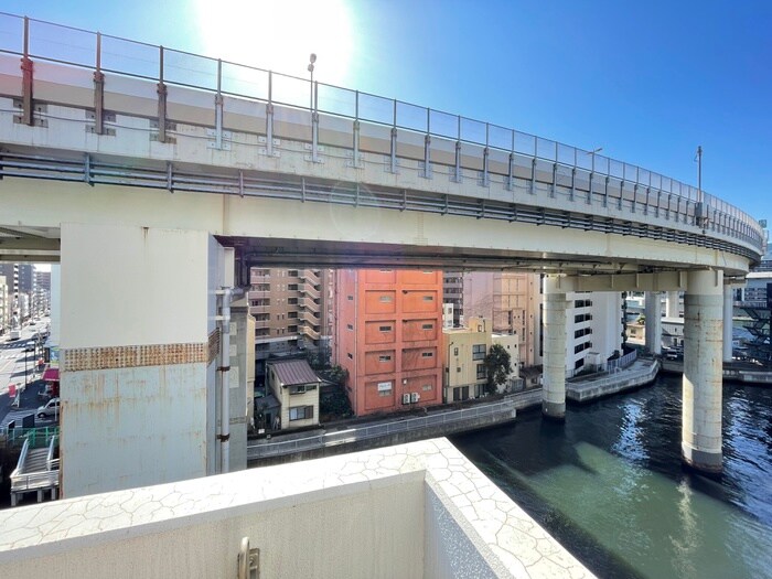 物件内観写真17　(室内からの展望)