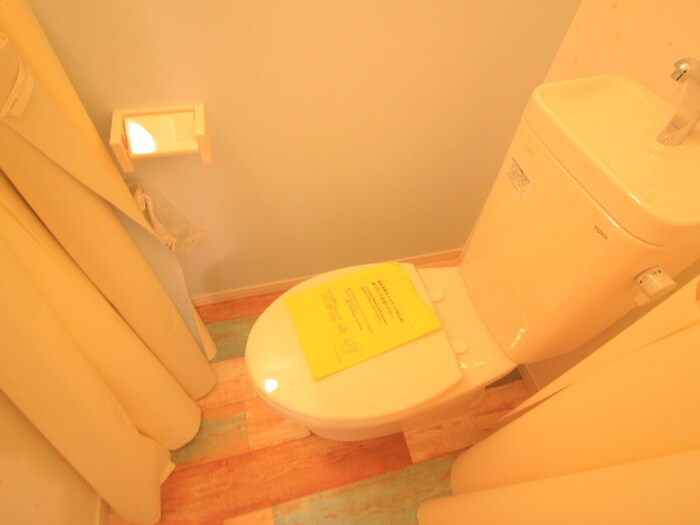 物件内観写真17　(トイレ)