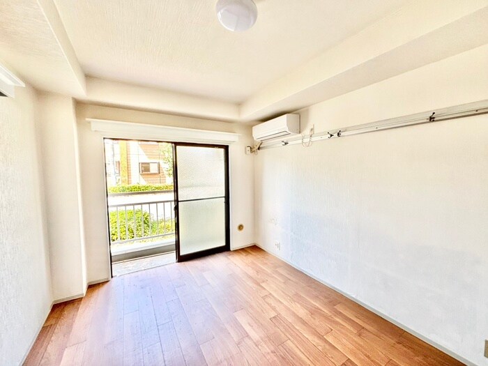 物件内観写真6　(居室)