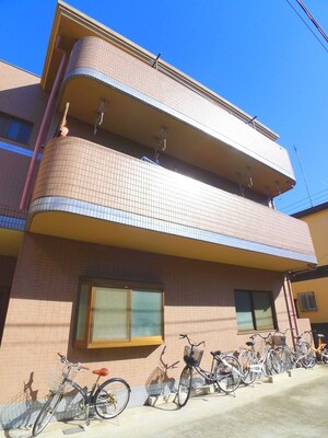 ＳＵＮＨＩＬＬＳ　ＷＡＲＡＢＩ外観写真