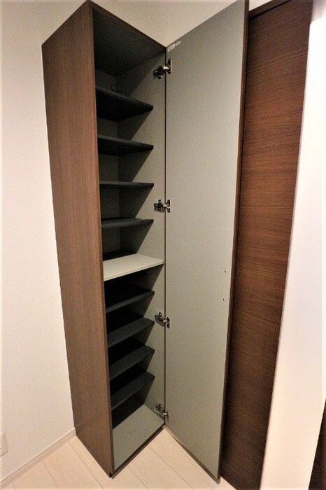 物件内観写真15　(玄関)