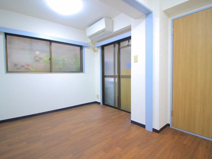 物件内観写真7　(居室)