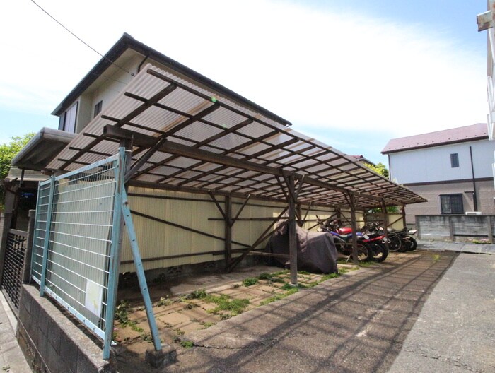 物件外観写真2　(駐輪場)