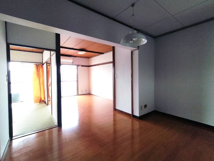 物件内観写真7　(居室)