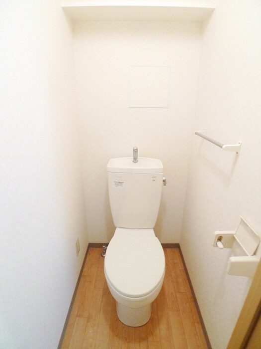 物件内観写真11　(トイレ)