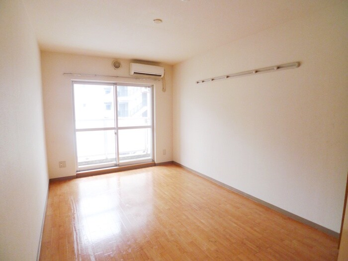 物件内観写真21　(居室)