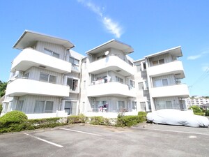ガーディニア日野外観写真