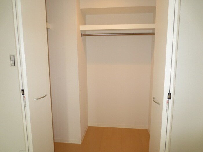 物件内観写真11　(収納)