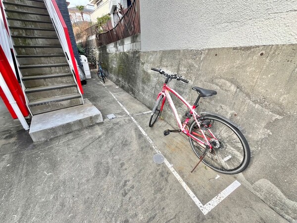 バイク置き場