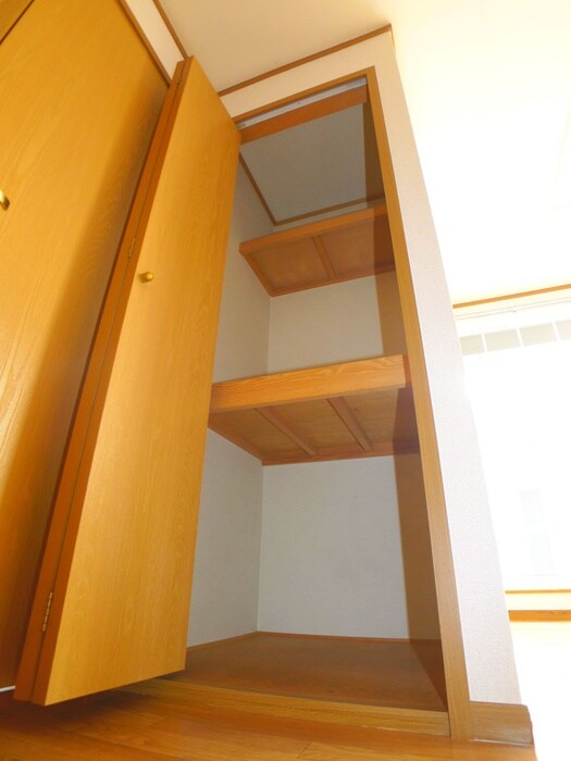 物件内観写真18　(収納)