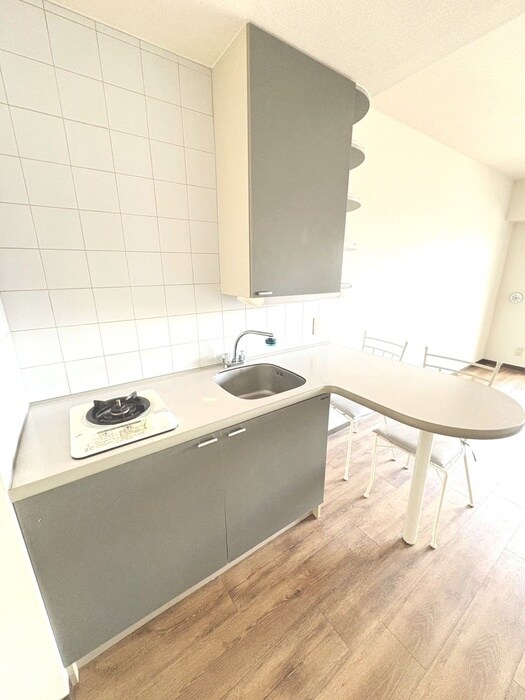 物件内観写真8　(キッチン)