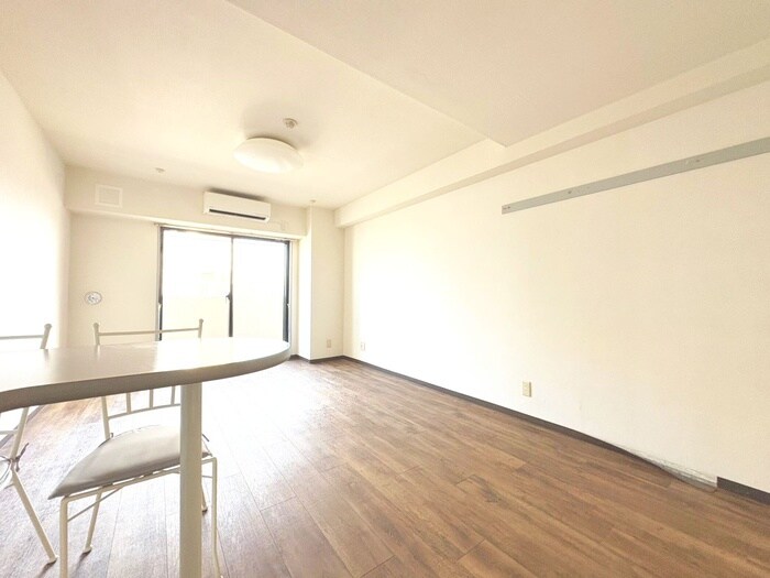 物件内観写真15　(居室)