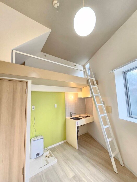 物件内観写真9　(ロフト)