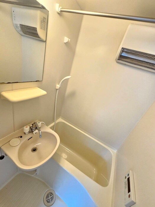 物件内観写真13　(バス／シャワールーム等)