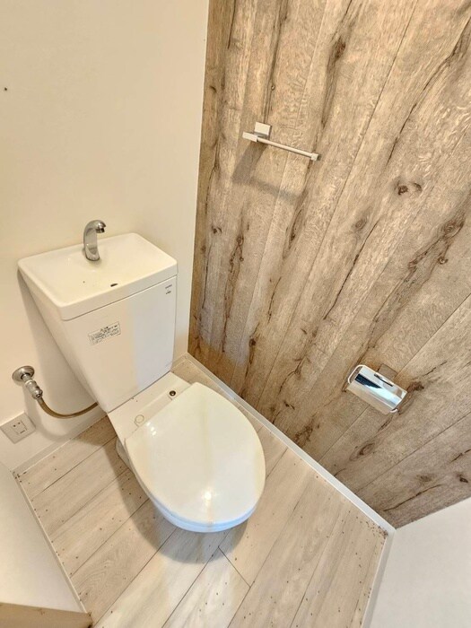 物件内観写真14　(トイレ)