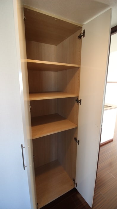 物件内観写真10　(収納)