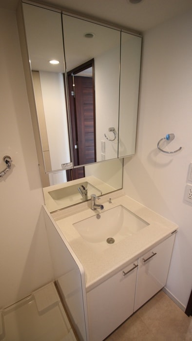 物件内観写真12　(洗面)