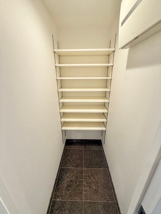 物件内観写真17　(靴箱)