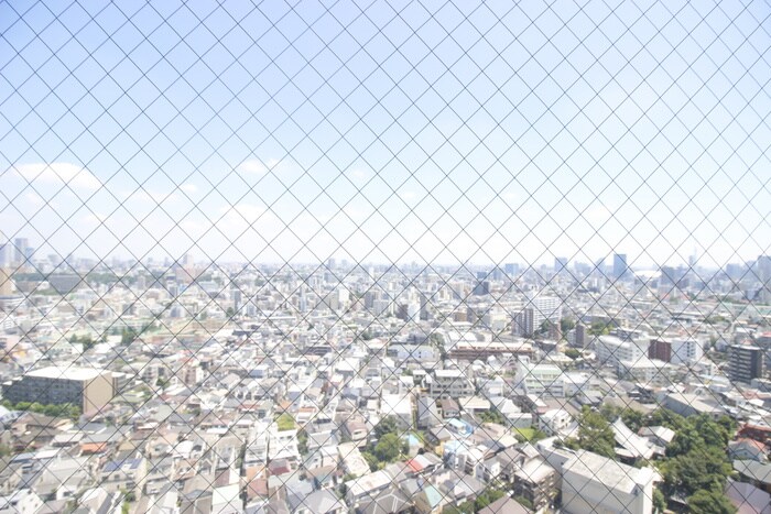 物件内観写真22　(室内からの展望)