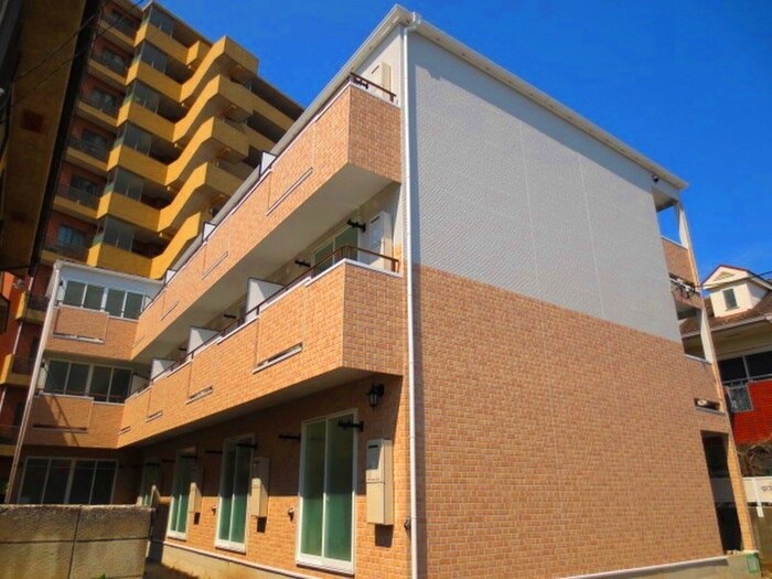 物件外観写真1　(外観写真)