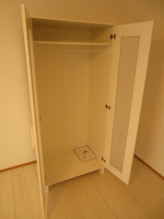 物件内観写真13　(収納)